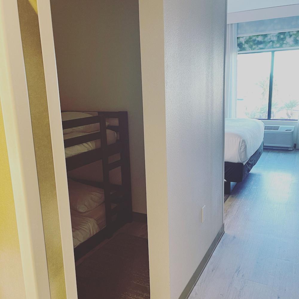 Wyndham Garden Orlando Universal / I Drive Екстериор снимка